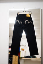 Load image into Gallery viewer, Evisu Jeans Black 28 x 35