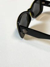 Load image into Gallery viewer, Versace Sunglasses
